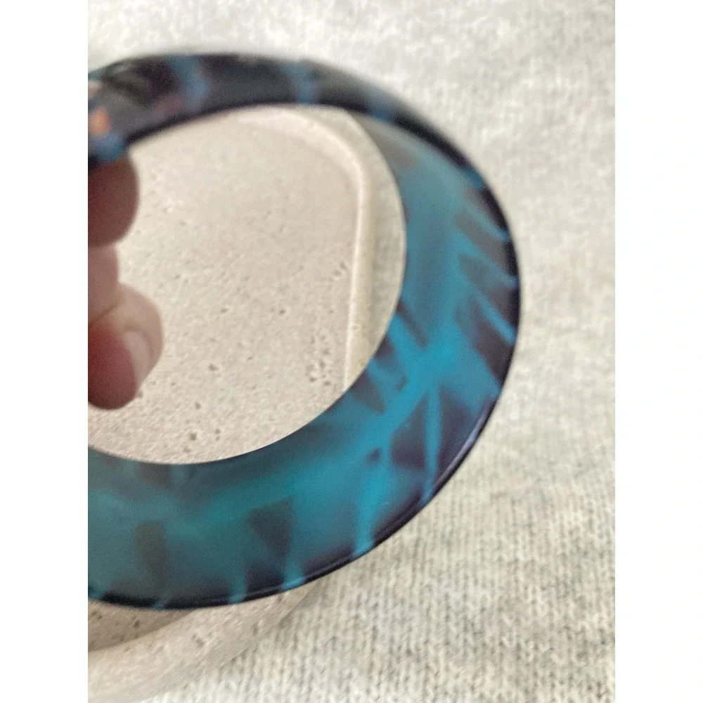 Wide Acrylic Bangle Bracelet Black Turquoise Colored Zebra Stripe‎ 80's Style